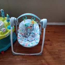 Infant SWING AND ACTIVITIES SAUCER  