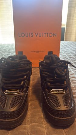 Lv Skates size 43