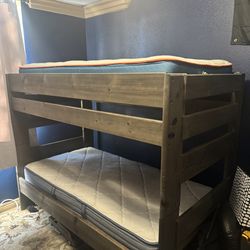 Twin Bunk Bed with trundle