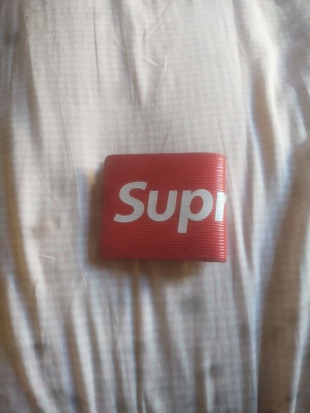 Supreme Wallet