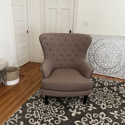 Accent chair