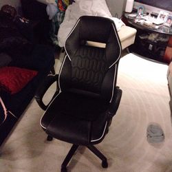 Office/ gaming chair