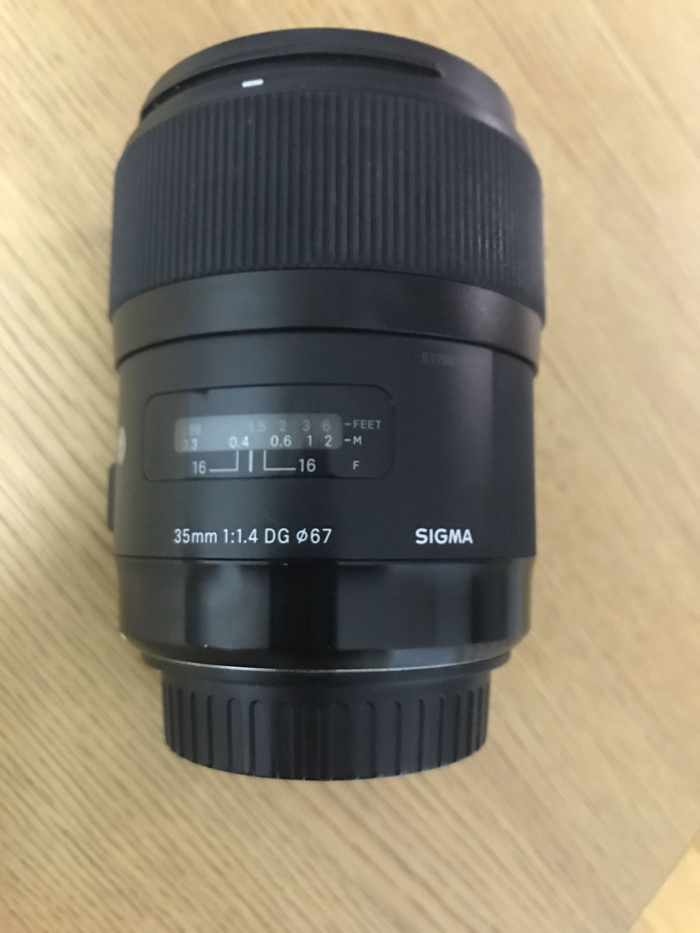 Sigma 35mm F1.4 Fixed Art Lens