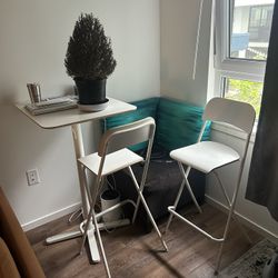 Square Bar Table W Purse Hook And Chairs