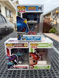 Funko pops (sonic , Fortnite and you-Gi-Oh