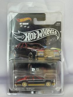 NFT Garage Series4 '82 CADILLAC SEVILLE