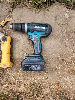 Makita 18V Cordless Drill with Battery