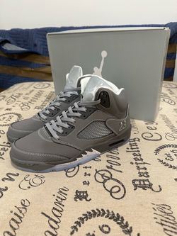Jordan 5 Wolf Grey Size 10 BRAND NEW, Never Worn Before