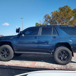 For Sale 2005 Toyota 4Runner SR5 4.0L 2wd