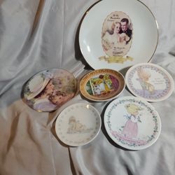 Precious moments miniature plates and collectible plates