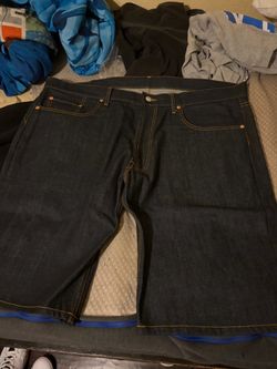Dark blue Levi’s 501s shorts