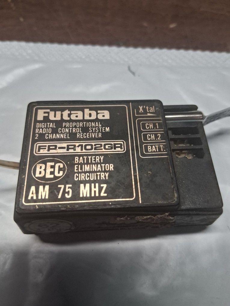 R/C 2 channel Futaba Receiver