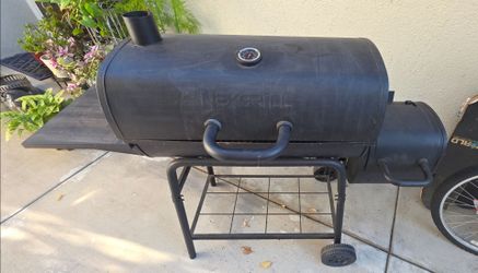 Nexgrill Charcoal Barrel Grill