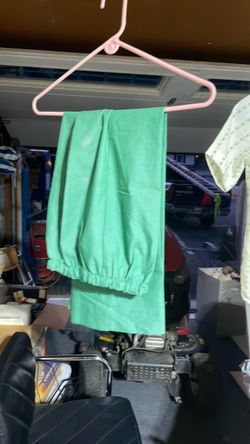 Green Elastic Hem Pants