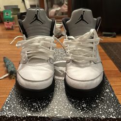 Air Jordan 5 White/Black