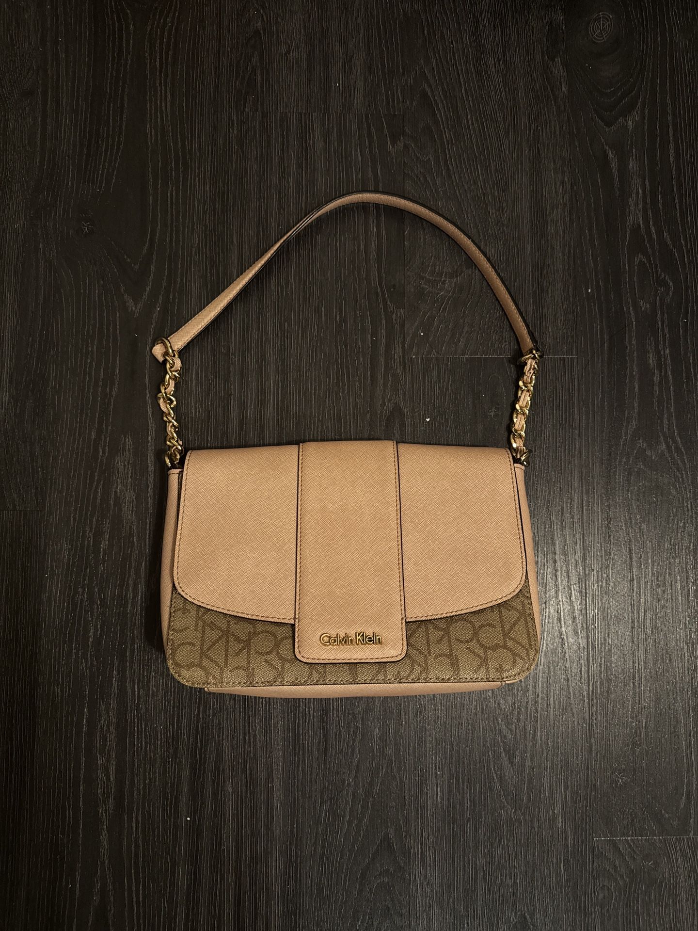 Calvin Klein Vintage Pink Leather Shoulder Purse / Handbag with Metal Detail Strap
