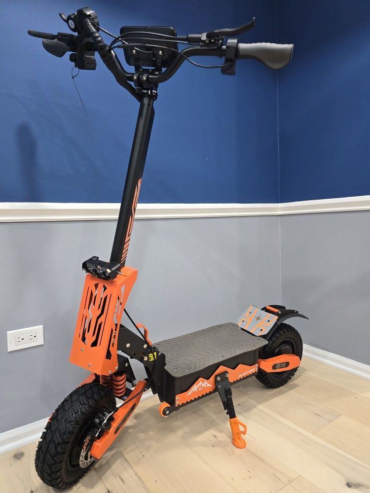 GT08 5600w  Electric Scooter, 50mph Escooter, 43 Miles Range - New, Unopened