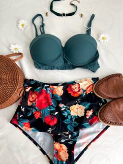 Vintage High Waist Swimsuit 💚