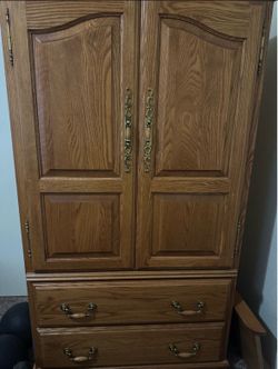 Solid Oak Armoire / Wardrobe