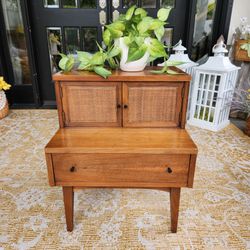 Mid Century Modern Night Table