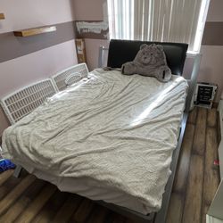 Full Size Metal Bed Frame+ Mattress