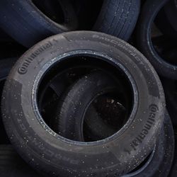USED Set Of 4 CONTINENTAL PRO CONTACT C25/65 R17