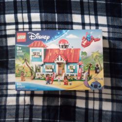 Lilo and Stitch Beach House Lego