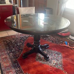 Mesa Antigua  De Madera Fina En Perfecto Estado 