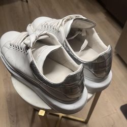 Alexander mqueens