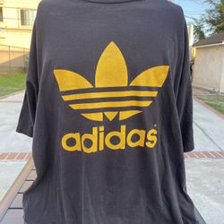90s Vintage Adidas T- Shirt 