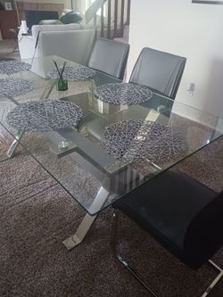 Glass Dining Set – 6 Chairs – Chrome Base – Excellent Condition - $450