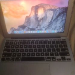 MacBook 2015 Battery Good Health