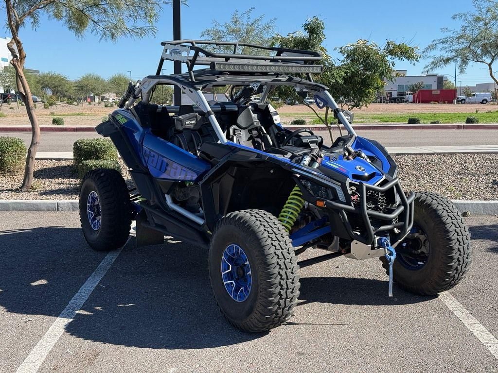 2020 Can-Am 0007Tla00