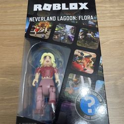 Roblox Series 1 Neverland Lagoon Flora Deluxe Mystery Pack NEW 