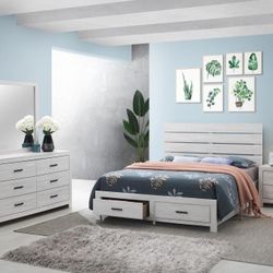 Four Piece Queen Bedroom Set With Queen Bed Frame Dresser Mirror And Night Stand Until Now Don't Miss