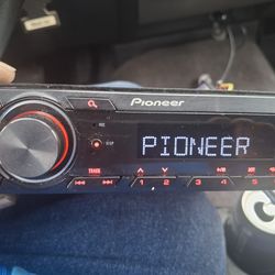 STEREO PIONEER AUX USB BLUETOOTH GOOD CONDICIÓN ABLO ESPAÑOL