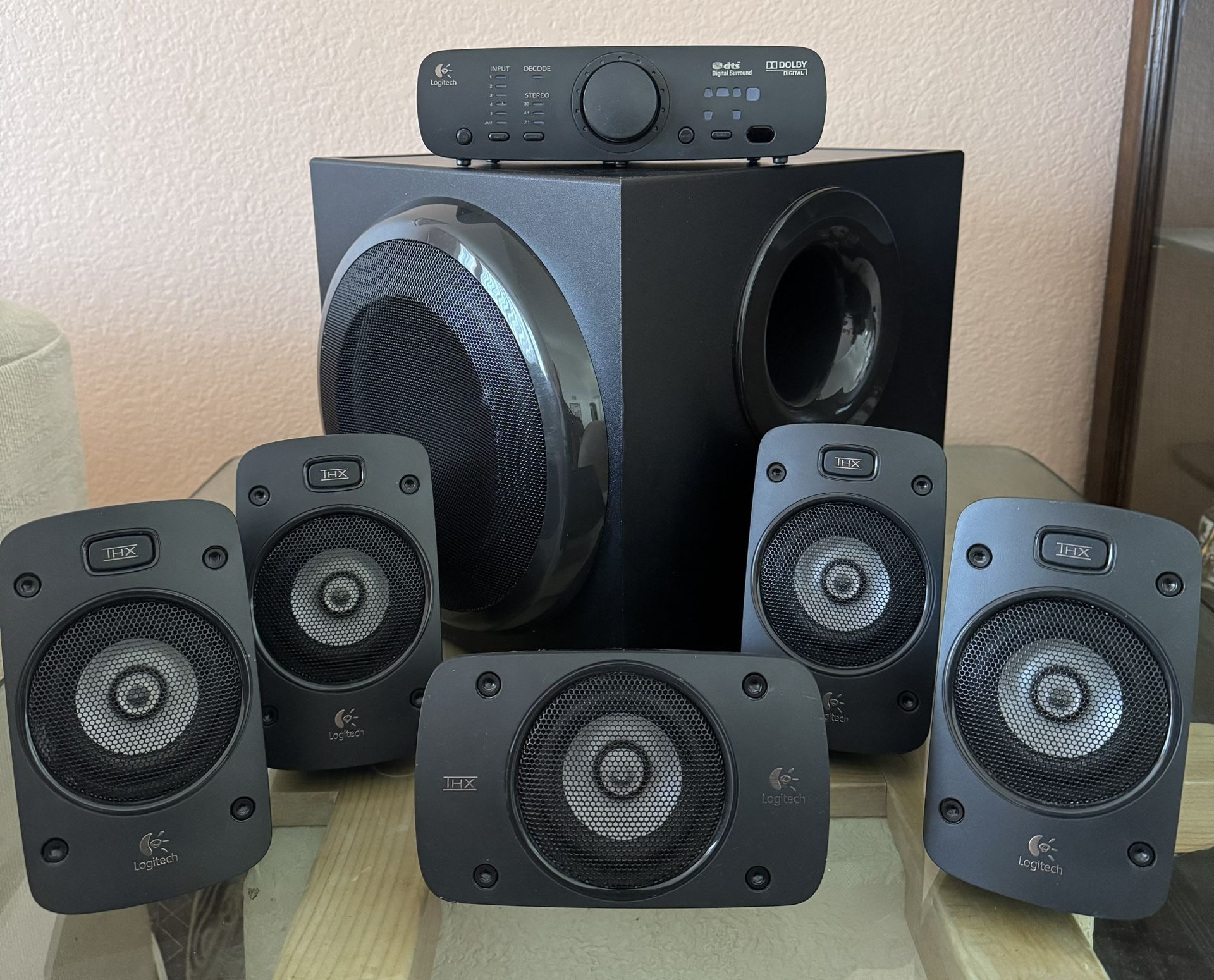 Logitech Z906 Theater Quality Surround Sound System, Thx, Dolby, Dts Certified, 5 High Density Speakers, 11”x11”x13”Subwoofer, Compare To Online Price