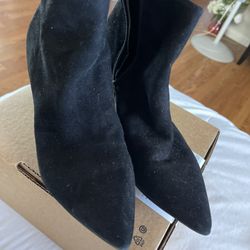 Black Velvet Low Cuts Boots