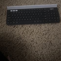 Logitech Wireless Keyboard 
