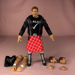 WWE Ultimate Edition Monday Night War “Rowdy” Roddy Piper 2024