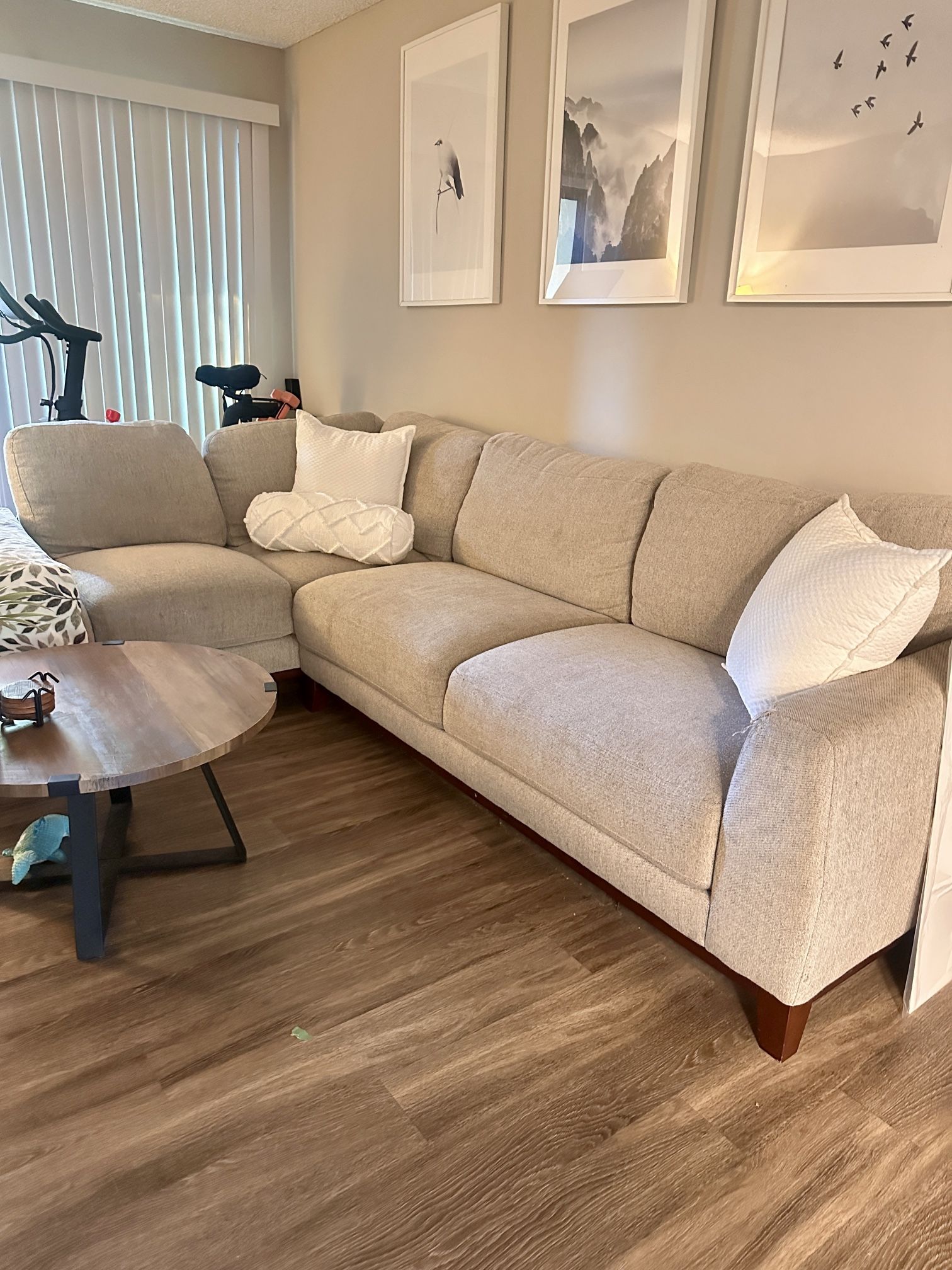 Living Spaces Cobblestone Grey Sectional 113’