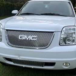 2008 GMC Yukon Denali 