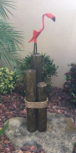 Outdoor patio pool wood art decoration