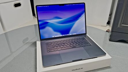Apple MacBook Air 15 in 2024 Midnight/Apple M3 4.05 GHz, 256 GB 8 GB 10-Core