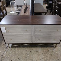 4 Drawer Modern Dresser(New)