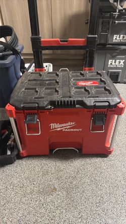 Milwaukee roller packout