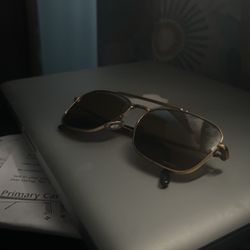 Rayban,macbook Pro +more 