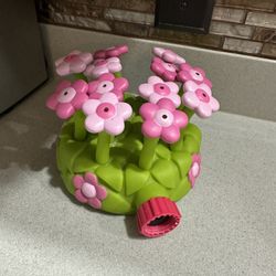 MELISSA AND DOIG PRETTY PETALS SPRINKLER