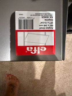 Elfa closet organizer shoe rack