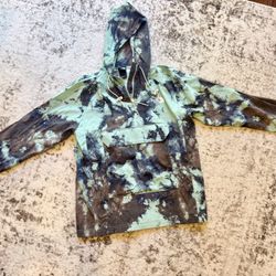 Men's Printed Class V Pullover Size Small Like New